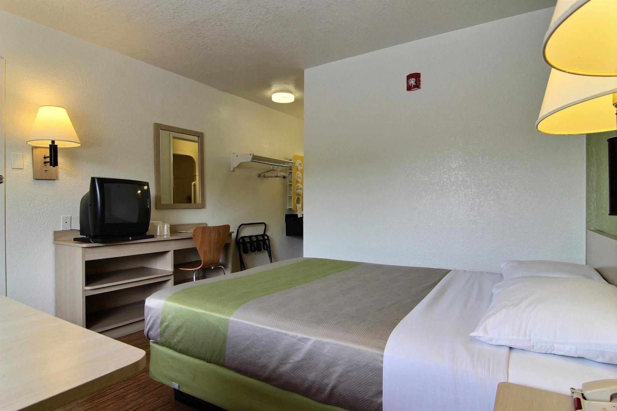Motel 6-Albuquerque, Nm - Midtown Exteriér fotografie